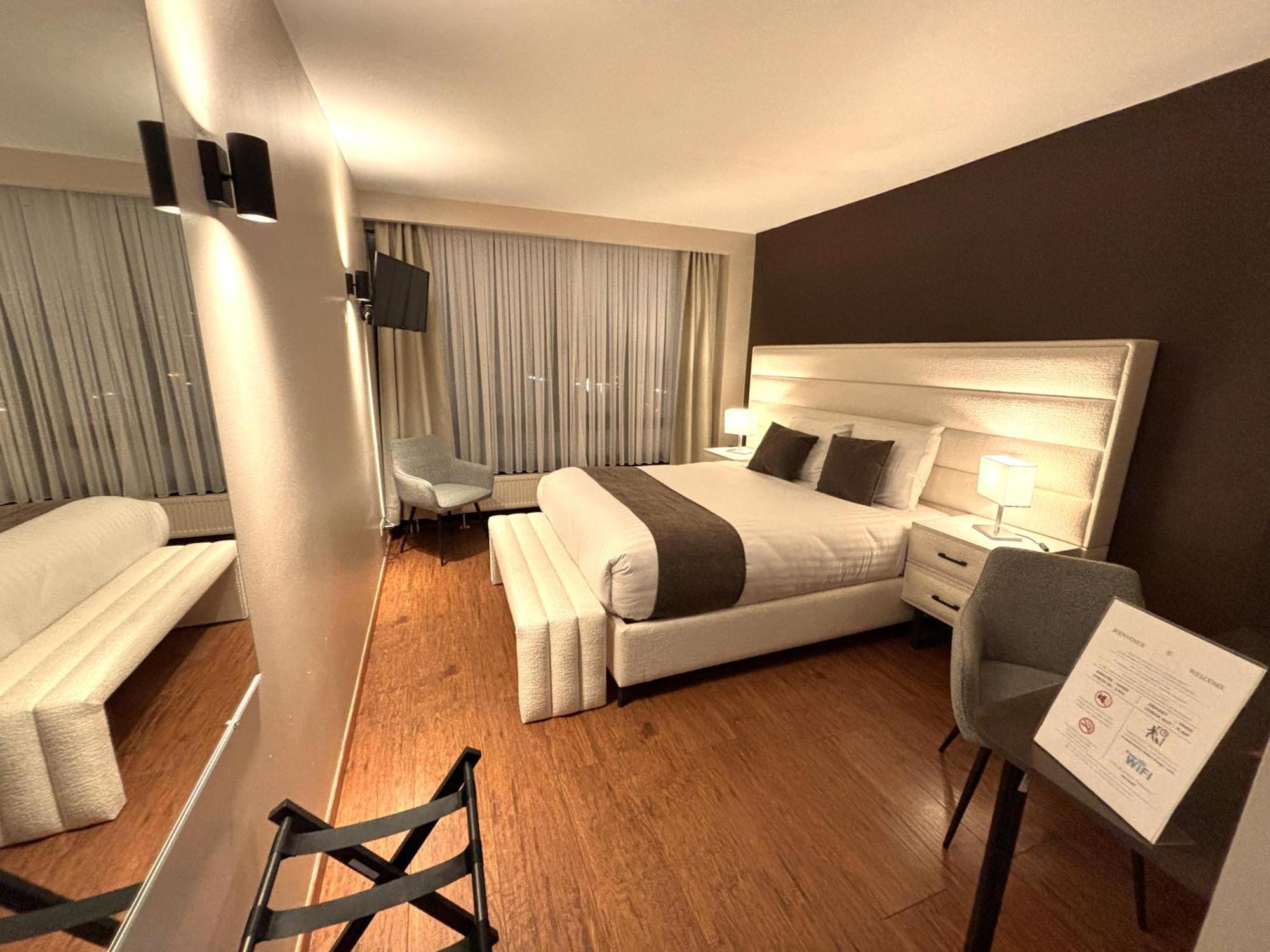 Escale Hotel Saint-Gilles Kültér fotó