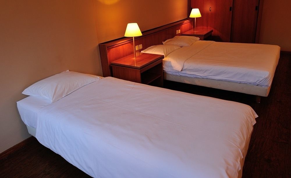 Escale Hotel Saint-Gilles Kültér fotó