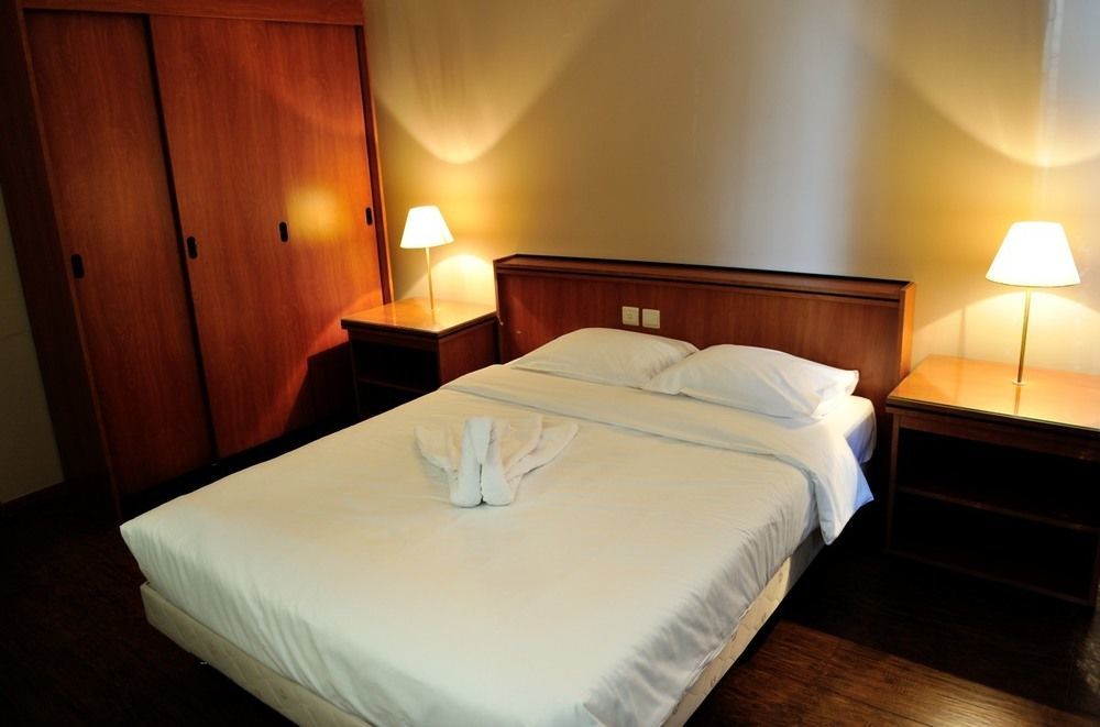 Escale Hotel Saint-Gilles Kültér fotó